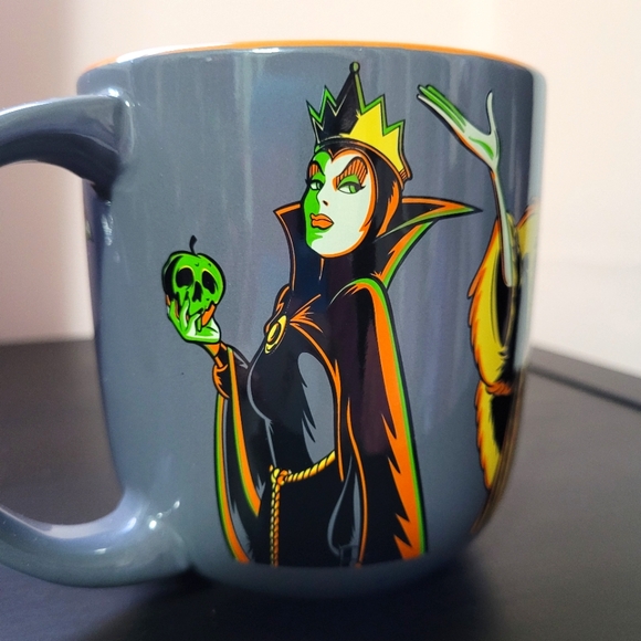 Disney Villains Tricks and Spells Mug - Picture 4 of 6